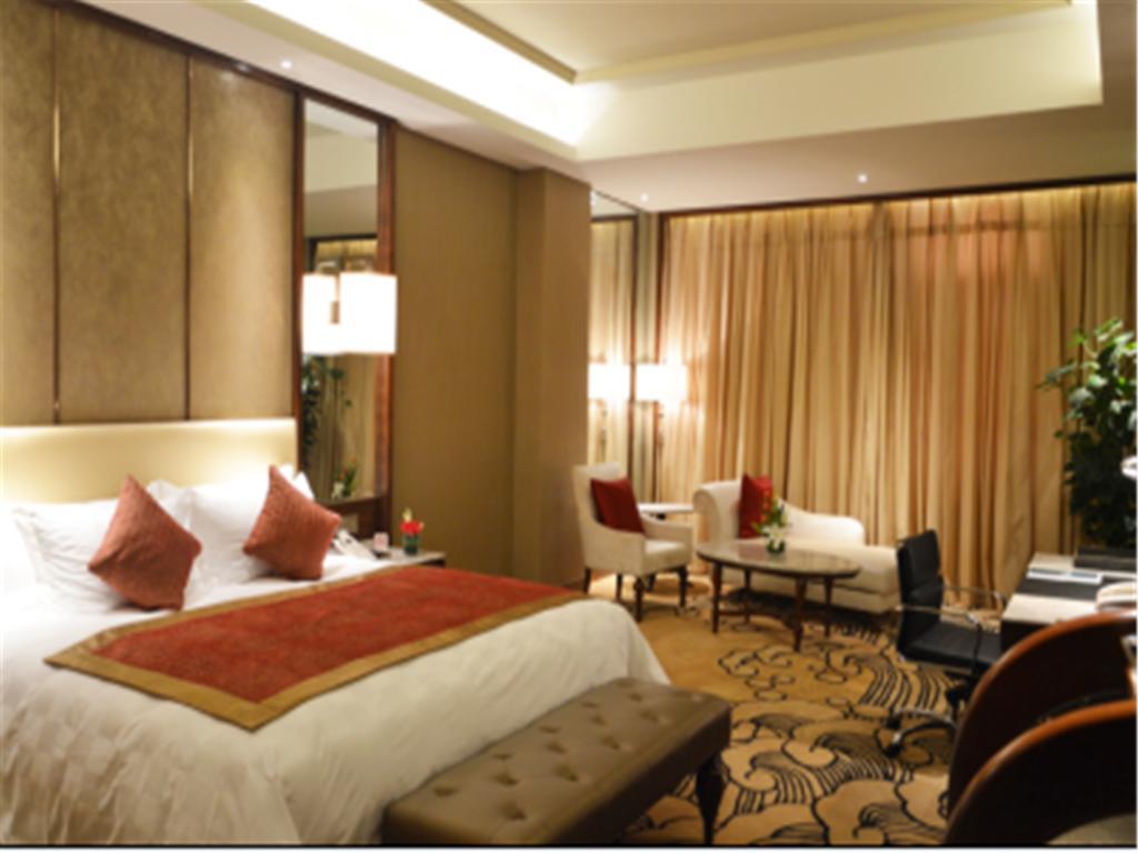 Luxury Blue Horizon Hotel דונגיינג מראה חיצוני תמונה